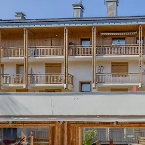 https://appartement-rnov-dans-le-village-piton-de-megve.hotels-rhonealpes.com