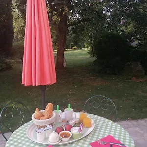 https://au-pays-des-abbayes.midi-pyreneeshotels.com