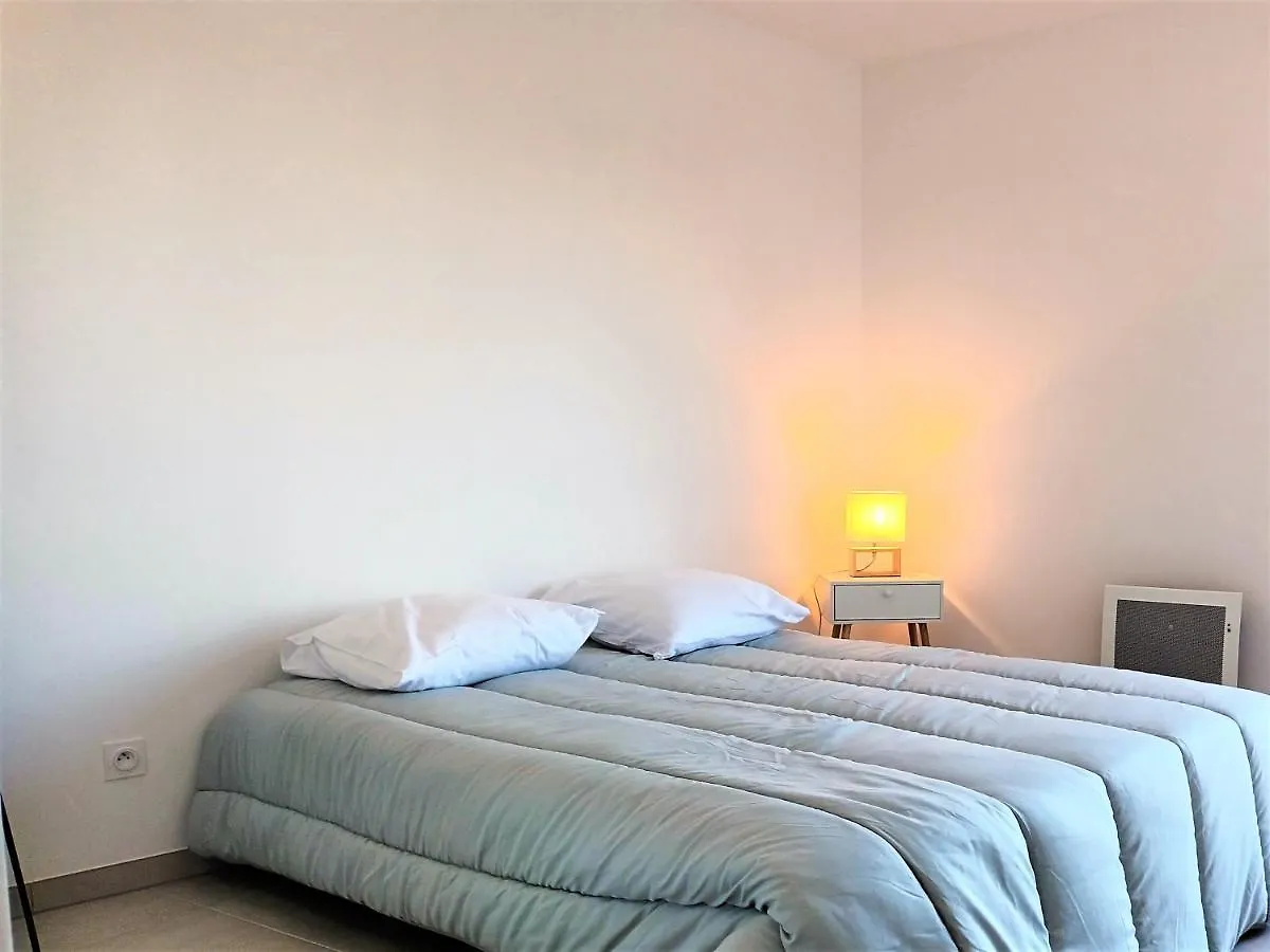 Appartement Séjour Arles-Camargue pour tous- PMR wifi parking